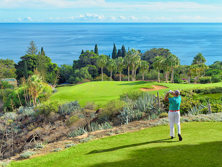 Golfer on the 4th hole at Tecina Golf